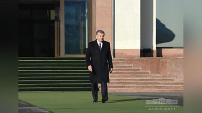 'Shavkat Mirziyoyev Sankt-Peterburgga jo`nab ketdi'ning rasmi