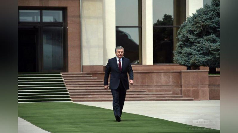 Изрображение 'ПРЕЗИДЕНТ УЗБЕКИСТАНА ОТБЫЛ В МОСКВУ'