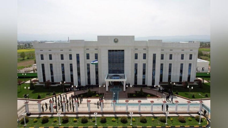 Изрображение 'В Душанбе открылось новое здание посольства Узбекистана'