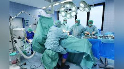 'Ҳиндистонлик қизча лампочка ютиб юборди'ning rasmi