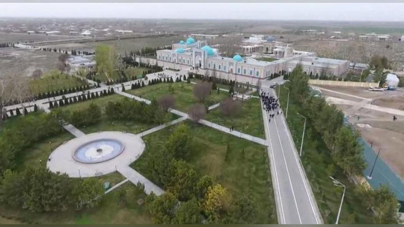 '​O`zEOAVMA ichki turizmni rivojlantirish maqsadida mashhurlar ishtirokida sayyohlik turi tashkil qildi (video)'ning rasmi