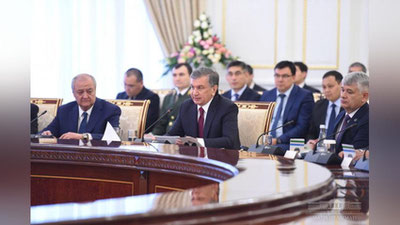 'Ҳамкорлик учун истиқболли соҳалар ва лойиҳалар муҳокама қилинди'ning rasmi