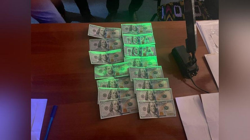 'Cамарқандда ҳоким ёрдамчиси пора олаётганда ушланди'ning rasmi