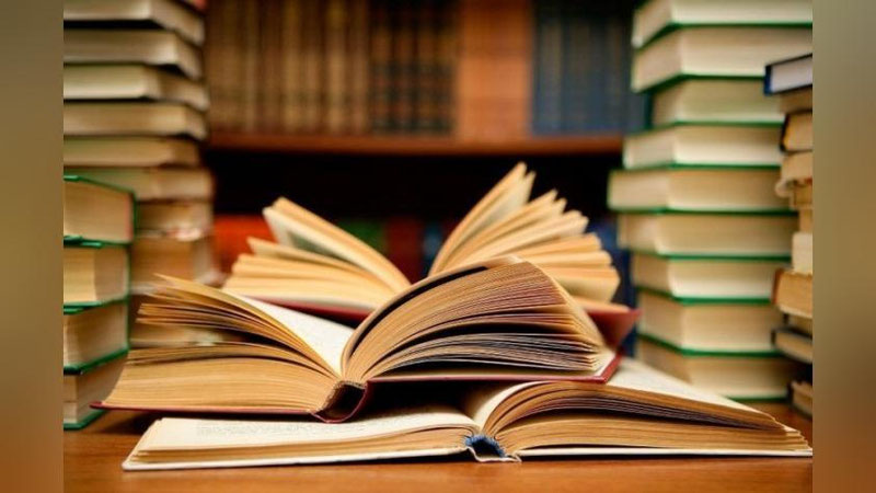 'Чемпионнинг онаси кутубхона очди'ning rasmi