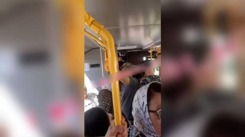 'Toshkentda kondisionerni yoqmasdan harakatlangan avtobus haydovchisi jazolandi'ning rasmi