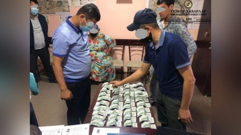 'Samarqandlik ona o`g`lining jinoyati uchun IIB xodimiga pora taklif qildi'ning rasmi