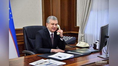 'Shavkat Mirziyoev farg`onalik fermer ayolga telefon qilib, bayram bilan tabrikladi'ning rasmi