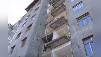 'Jizzaxda qurilishi bitmagan ko`p qavatli uy fuqarolarga sotib yuborilgani aytildi'ning rasmi