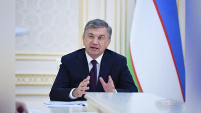 Изрображение 'ПРЕЗИДЕНТ ПОРУЧИЛ УЛУЧШИТЬ СИСТЕМУ ОКАЗАНИЯ ГОСУСЛУГ НАСЕЛЕНИЮ'