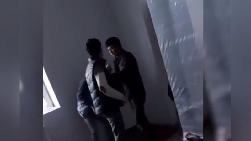 'Андижонда уч нафар йигит бир фуқарони калтаклади (видео)'ning rasmi