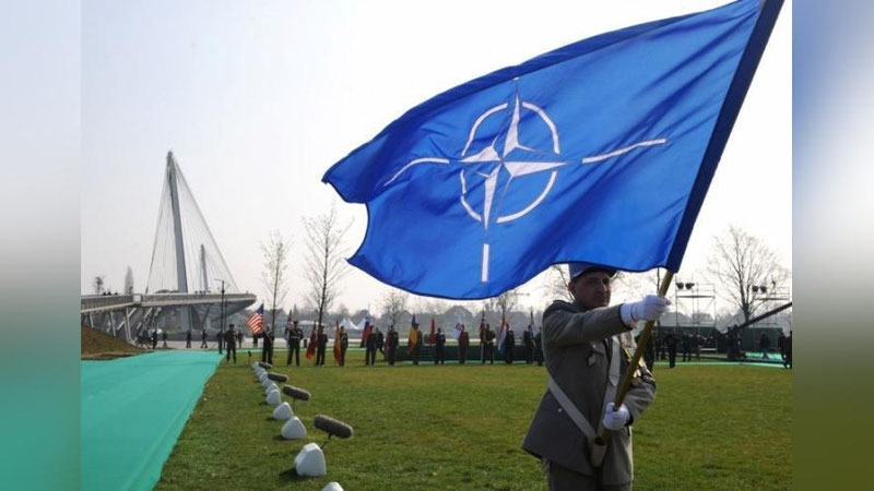 'NATO Polshada yadro qurolini joylashtirishga ruxsat berdi'ning rasmi