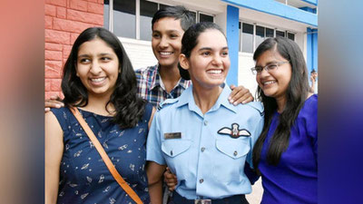 'Ҳиндистонда илк бора  жанговор самолёт  аёл учувчи томонидан бошқарилмоқда'ning rasmi