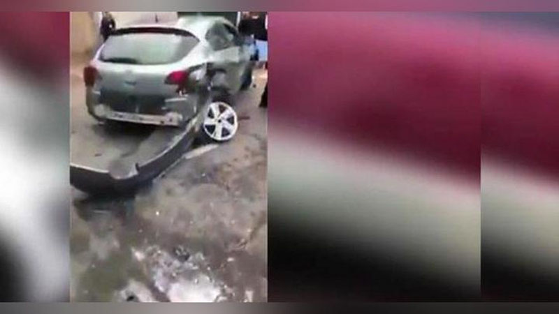 'Britaniyada avtobus 25 ta mashinani urib yubordi (Video)'ning rasmi