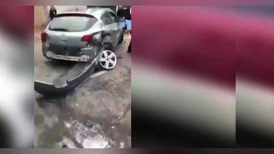 'Britaniyada avtobus 25 ta mashinani urib yubordi (Video)'ning rasmi