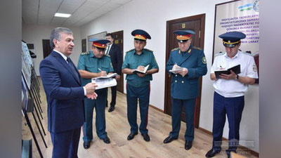 'Prezident aholi osoyishtaligini mustahkamlash bo`yicha ko`rsatmalar berdi'ning rasmi