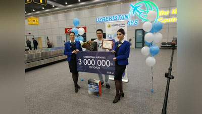 Изрображение 'UZBEKISTAN AIRWAYS НАГРАДИЛА ТРЕХМИЛЛИОННОГО ПАССАЖИРА (ФОТО)'