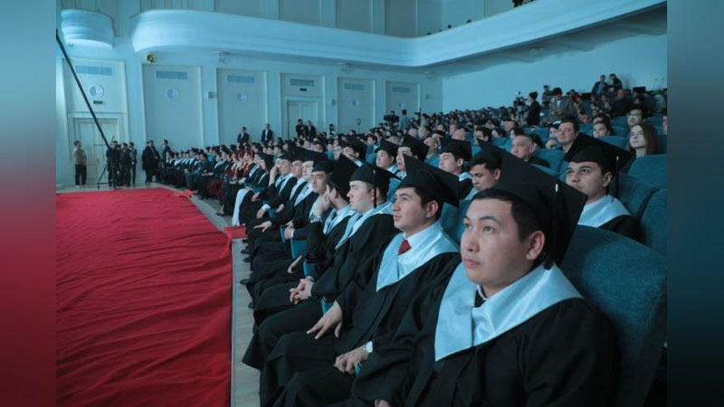 'Yangi O`zbekistonning noyob mutaxassislari'ning rasmi