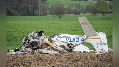 'Германияда икки самолёт тўқнашиб кетди, қурбонлар бор'ning rasmi