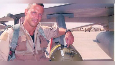 'Amerikaning eng yaxshi uchuvchisi Ukraina uchun jang qilishga rozi bo`ldi'ning rasmi