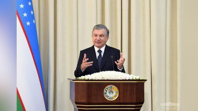 'Prezident olimlar bilan ochiq muloqot qilmoqda'ning rasmi