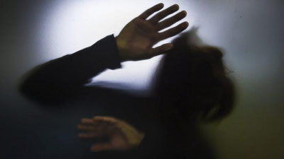 'Andijonda homilador ayolni kaltaklagan erkaklarga SUD hukmi o`qildi (video)'ning rasmi