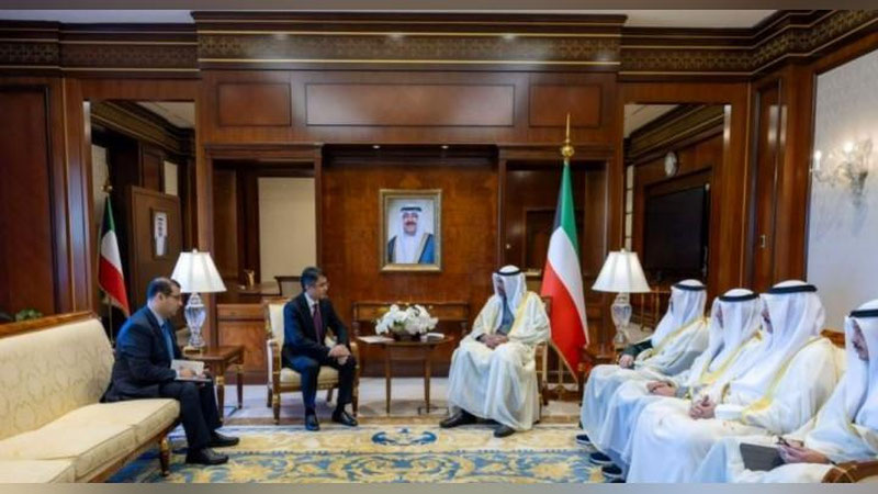 Изрображение 'Глава МИД Кувейта принял копии верительных грамот от нового посла Узбекистана'