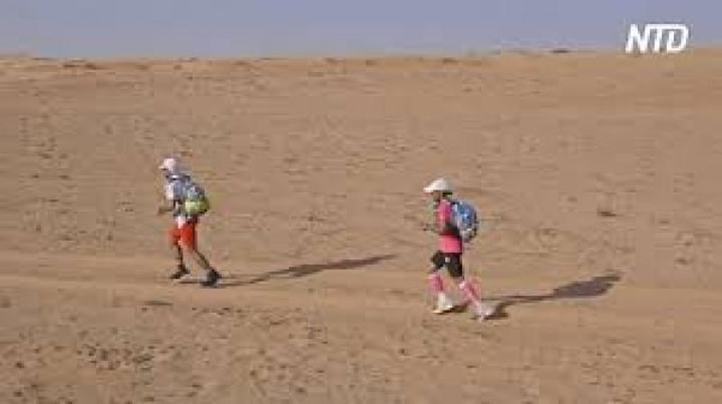 'Ultamarafonning so`nggi oltinchi bosqichi Ummon cho`lida yakunlandi 'ning rasmi