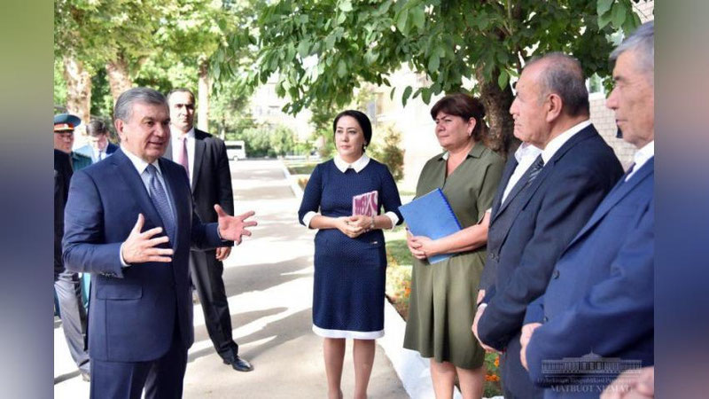 'Shavkat Mirziyoev: Odamlarning yuragiga qo`l solib, ularni rozi qilish siyosatimizning bosh maqsadidir'ning rasmi