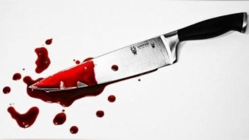 Изрображение 'ЮНАЯ ЖИТЕЛЬНИЦА ЧИРЧИКА ЗАРЕЗАЛА СВОЕГО ОТЦА'