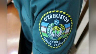 'Chiroqchilik fuqaroni kaltaklab o`ldirganlikda gumonlanayotgan IIB xodimlari sud qilinmoqda'ning rasmi