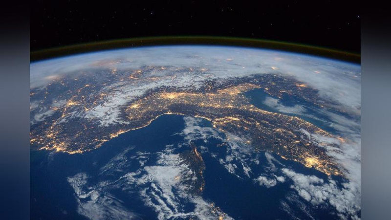 Изрображение 'Космос подарит Земле астероид на 8 марта'