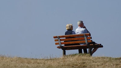 Изрображение 'МОЖНО ПОЛУЧИТЬ КОМПЕНСАЦИЮ, ЕСЛИ НЕ ВЫШЕЛ СРАЗУ НА ПЕНСИЮ?'