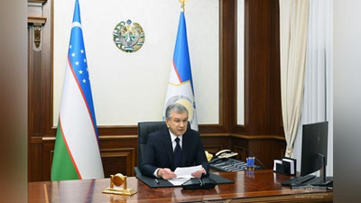 Изрображение 'Президент Узбекистана поручил снизить пошлины на ввоз автомобилей'