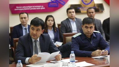 '“Yoshlar – kelajagimiz” jamg`armasining navbatdagi Kuzatuv kengashi yig`ilishi bo`lib o`tdi'ning rasmi