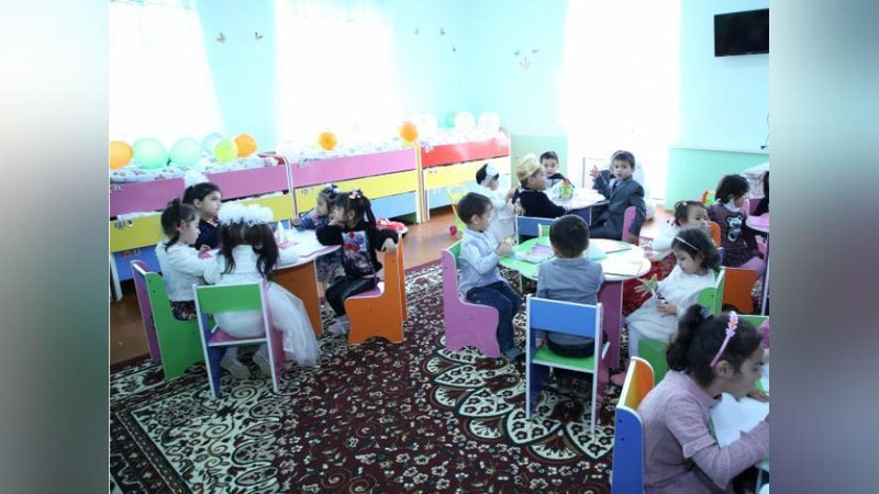 'Ayrim davlat bog`chalarida to`lovlar miqdori kamaytiriladi'ning rasmi