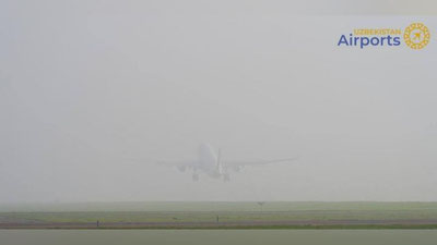 Изрображение 'Из-за пыльной бури в Бухаре два рейса были перенаправлены на запасные аэродромы'