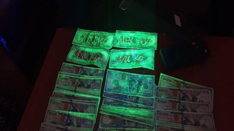 Изрображение 'Двое самаркандцев задержаны при получении $10 тыс за отправку граждан в США через Мексику'