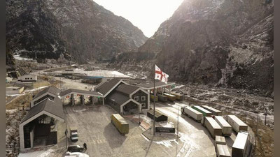 Изрображение 'Грузия отменила все ковидные ограничения для въезда в страну'