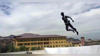 'AQShda robot-kaskadyor yaratildi (Video)'ning rasmi