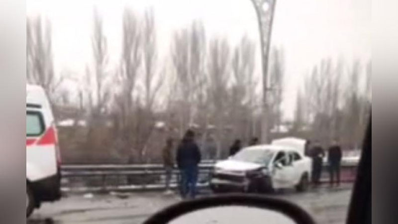 Изрображение 'Трое человек пострадали в ДТП в Алмазарском районе Ташкента'