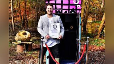 'Britaniyada dunyodagi eng kichik tungi klub yaratildi'ning rasmi