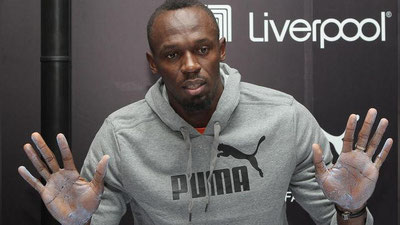 'Useyn Bolt Avstraliya futbol klubi bilan shartnoma tuzdi'ning rasmi