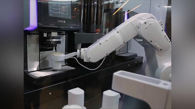 Изрображение 'В США ОТКРЫЛАСЬ КОФЕЙНЯ С РОБОТОМ-БАРИСТА (ВИДЕО)'