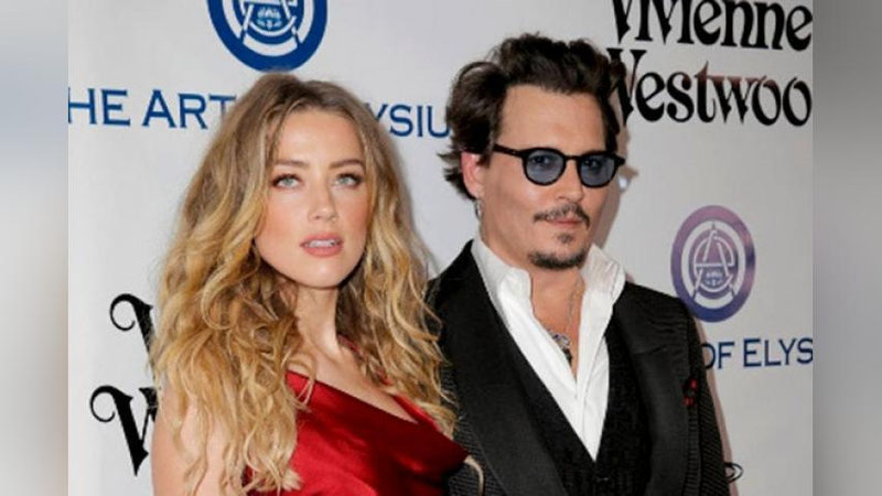 Изрображение 'Супруга Джонни Деппа подала на развод'