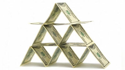 'Ogohlik: Ponsi sxemasi – firibgarlik tuzog`i'ning rasmi