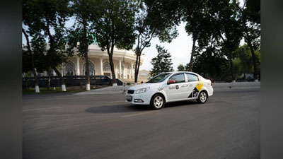 Изрображение 'В Yandex Go теперь возможно привязать пластиковую карту и оплачивать поездки онлайн'