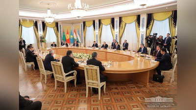 'Остонада Марказий Осиё давлатлари раҳбарларининг илк маслаҳат учрашуви бошланди'ning rasmi
