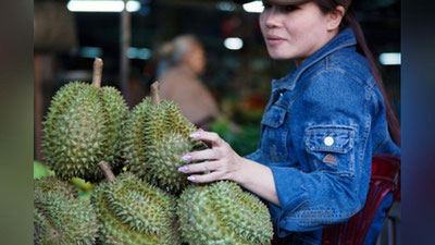 'Австралияда ўқитувчи ва талабалар бадбўй ҳид туфайли ётоқхонадан эвакуация қилинди'ning rasmi