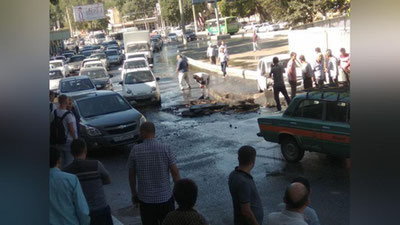 'Issiqlik quvuri yorilishi natijasida ikkita avtomashina zarar ko`rdi'ning rasmi