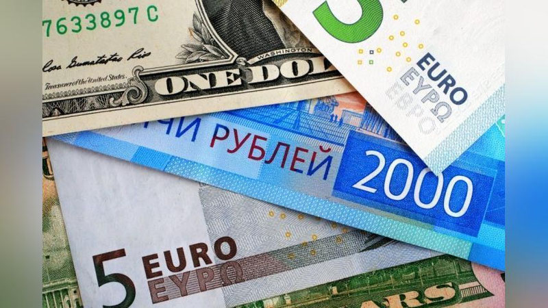 'Ўзбекистонда доллар, евро курси тушиб, рубль кўтарилди'ning rasmi